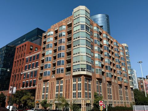 Photo of 720 W Randolph Street #608, Chicago, IL 60661 (MLS # 12470122)