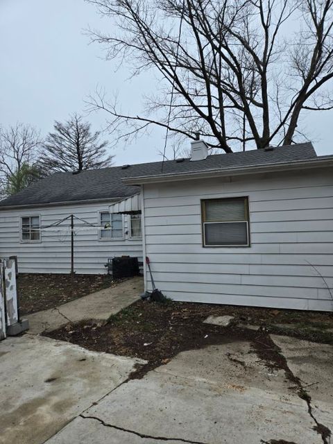 Tiny photo for 1505 W Columbia Avenue, Champaign, IL 61821 (MLS # 12611443)