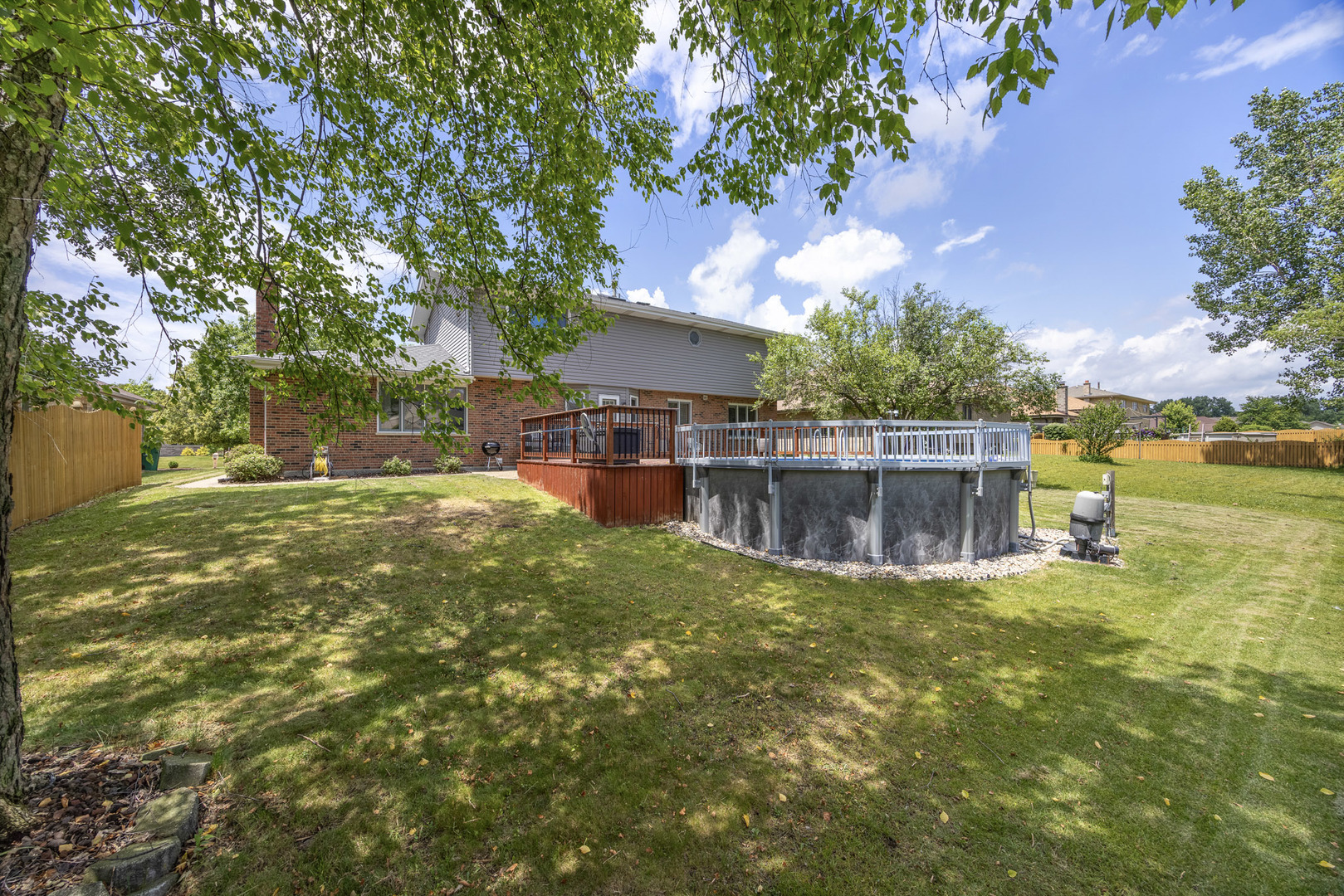 800 Lisdowney Drive