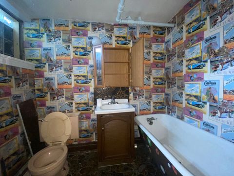 Tiny photo for 3320 W Ardmore Avenue, Chicago, IL 60659 (MLS # 12556480)