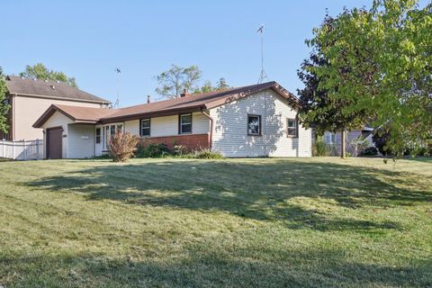 Tiny photo for 1933 Whittier Lane, Schaumburg, IL 60193 (MLS # 12579489)