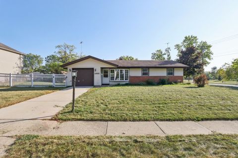 Tiny photo for 1933 Whittier Lane, Schaumburg, IL 60193 (MLS # 12579489)