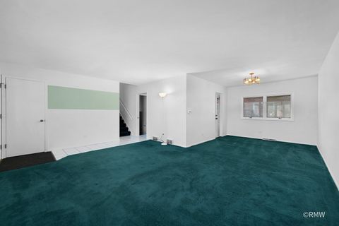 Tiny photo for 1800 N Iris Drive, Palatine, IL 60074 (MLS # 12546390)