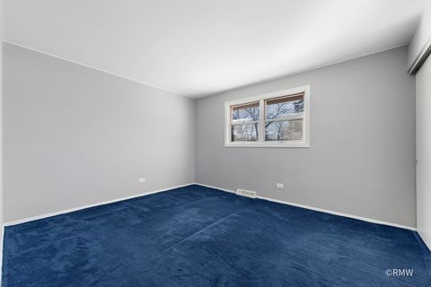 Tiny photo for 1800 N Iris Drive, Palatine, IL 60074 (MLS # 12546390)