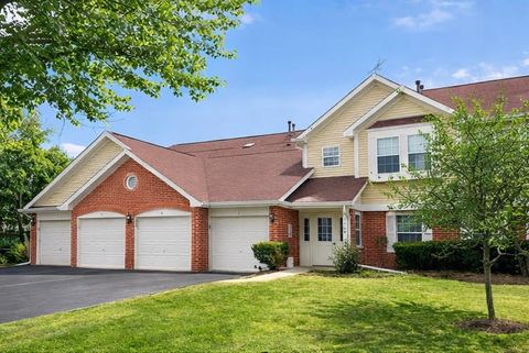 1560 Thornfield Lane 3 Roselle IL 60172