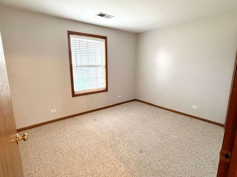 Tiny photo for 1560 Thornfield Lane #3, Roselle, IL 60172 (MLS # 12584045)