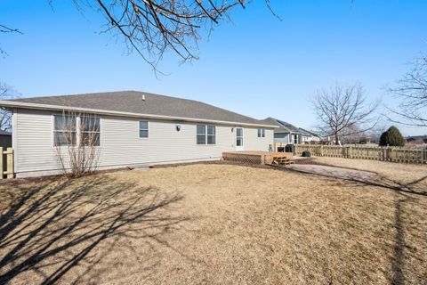 Tiny photo for 1102 Oxford Circle, Sycamore, IL 60178 (MLS # 12569639)