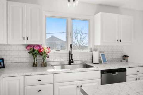 Tiny photo for 1102 Oxford Circle, Sycamore, IL 60178 (MLS # 12569639)