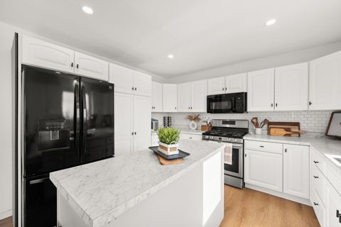 Tiny photo for 1102 Oxford Circle, Sycamore, IL 60178 (MLS # 12569639)