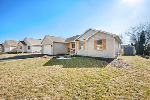 Tiny photo for 1102 Oxford Circle, Sycamore, IL 60178 (MLS # 12569639)