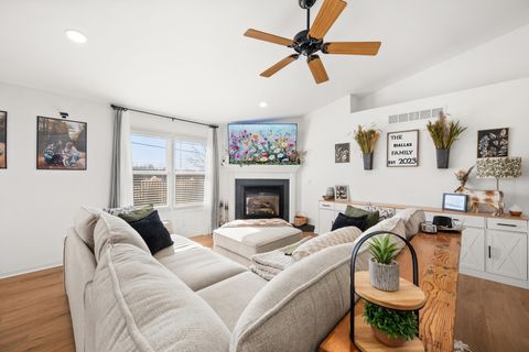 Tiny photo for 1102 Oxford Circle, Sycamore, IL 60178 (MLS # 12569639)