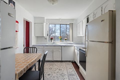 Tiny photo for 9445 Kenton Avenue #207, Skokie, IL 60076 (MLS # 12609870)