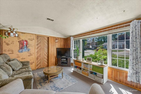 Tiny photo for 3201 Kemman Avenue, Brookfield, IL 60513 (MLS # 12650645)