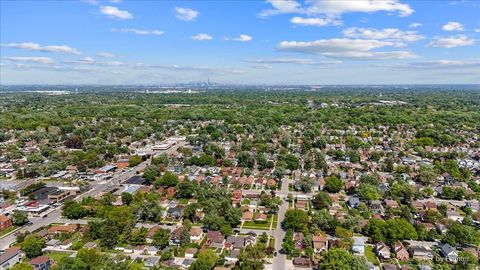 Tiny photo for 3201 Kemman Avenue, Brookfield, IL 60513 (MLS # 12650645)