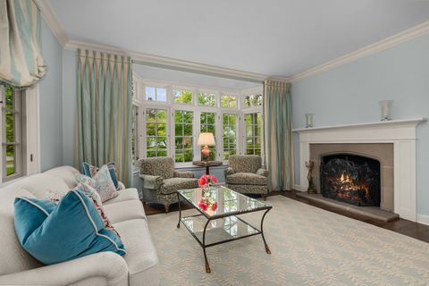 Tiny photo for 701 E Center Avenue, Lake Bluff, IL 60044 (MLS # 12447348)