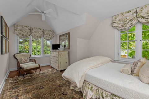 Tiny photo for 701 E Center Avenue, Lake Bluff, IL 60044 (MLS # 12447348)