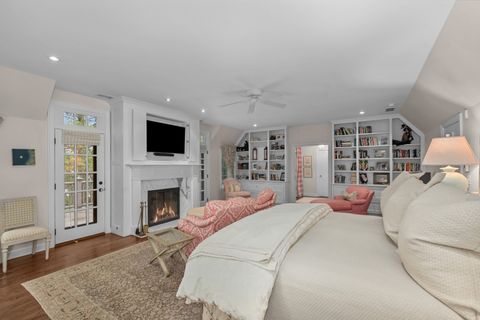 Tiny photo for 701 E Center Avenue, Lake Bluff, IL 60044 (MLS # 12447348)