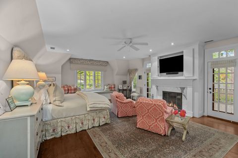 Tiny photo for 701 E Center Avenue, Lake Bluff, IL 60044 (MLS # 12447348)