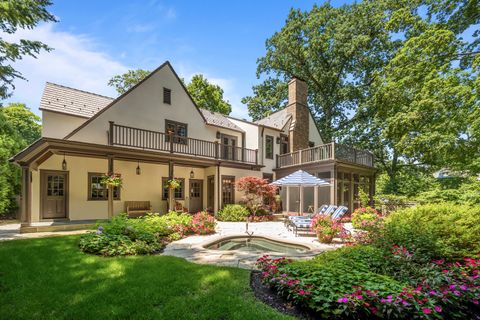 Tiny photo for 701 E Center Avenue, Lake Bluff, IL 60044 (MLS # 12447348)