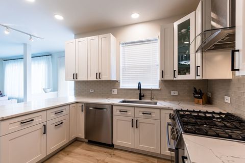 Tiny photo for 4761 Highwood Lane, Lake In The Hills, IL 60156 (MLS # 12497004)