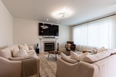 Tiny photo for 4761 Highwood Lane, Lake In The Hills, IL 60156 (MLS # 12497004)