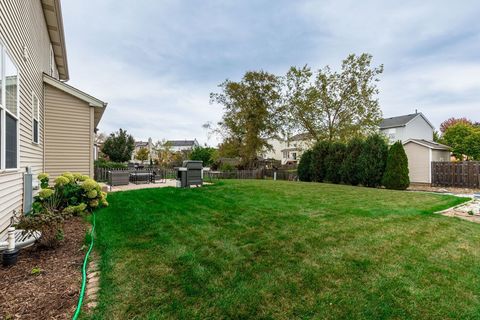 Tiny photo for 4761 Highwood Lane, Lake In The Hills, IL 60156 (MLS # 12497004)