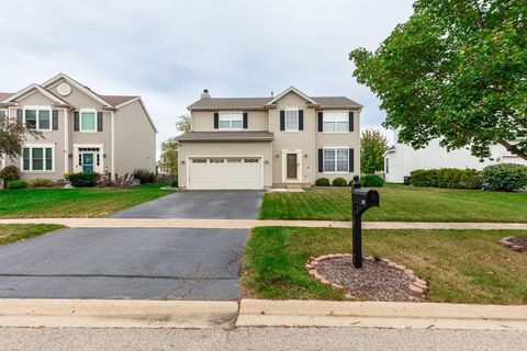Tiny photo for 4761 Highwood Lane, Lake In The Hills, IL 60156 (MLS # 12497004)