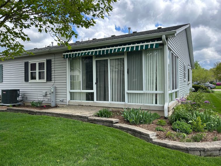 Properties 2 34 S Juniper Drive