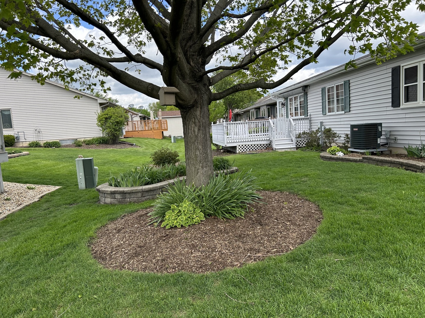 Properties 3 34 S Juniper Drive