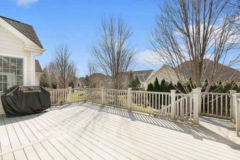 Tiny photo for 7 Chaco Court, South Barrington, IL 60010 (MLS # 12554861)