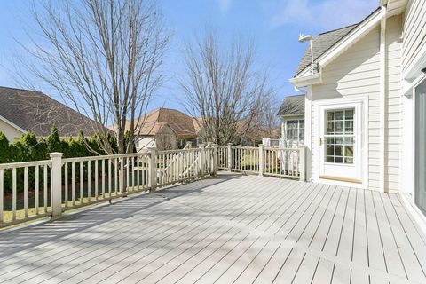 Tiny photo for 7 Chaco Court, South Barrington, IL 60010 (MLS # 12554861)