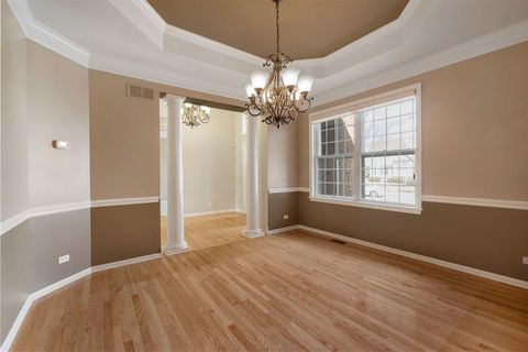 Tiny photo for 7 Chaco Court, South Barrington, IL 60010 (MLS # 12554861)