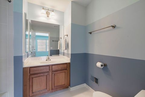 Tiny photo for 7 Chaco Court, South Barrington, IL 60010 (MLS # 12554861)