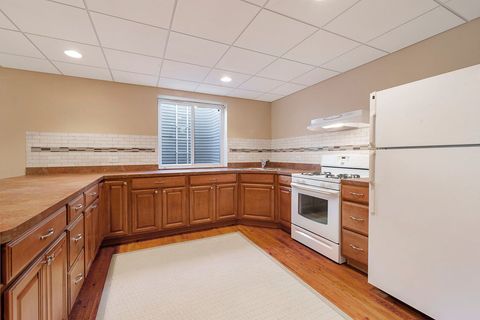 Tiny photo for 7 Chaco Court, South Barrington, IL 60010 (MLS # 12554861)