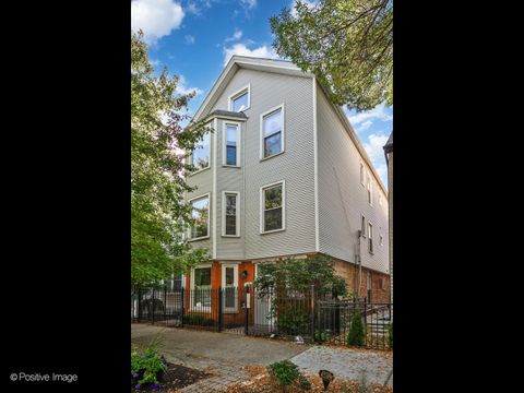 Photo of 1325 W George Street #1, Chicago, IL 60657 (MLS # 12483128)
