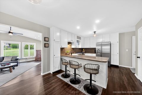Tiny photo for 2777 Colonial Drive, Elgin, IL 60124 (MLS # 12636891)