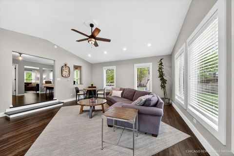Tiny photo for 2777 Colonial Drive, Elgin, IL 60124 (MLS # 12636891)