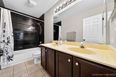 Tiny photo for 2777 Colonial Drive, Elgin, IL 60124 (MLS # 12636891)