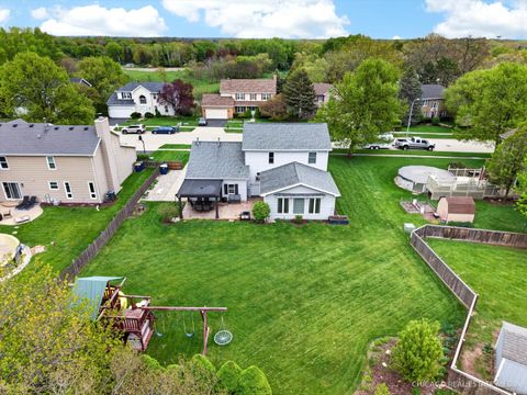 Tiny photo for 2777 Colonial Drive, Elgin, IL 60124 (MLS # 12636891)