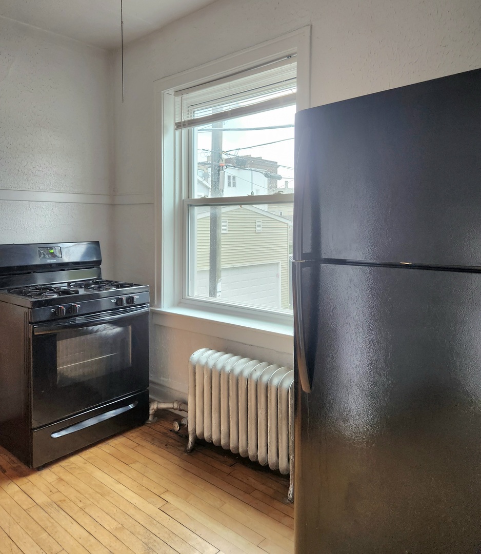 1918 N Drake Avenue 1W