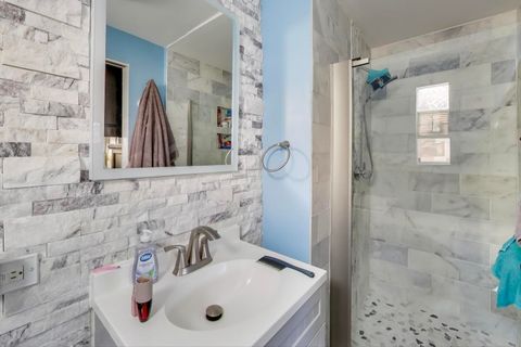 Tiny photo for 5935 W Henderson Street, Chicago, IL 60634 (MLS # 12516670)