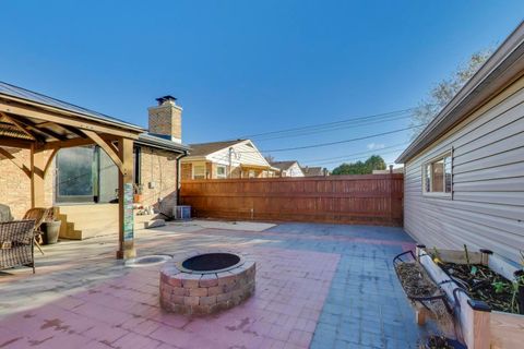 Tiny photo for 5935 W Henderson Street, Chicago, IL 60634 (MLS # 12516670)