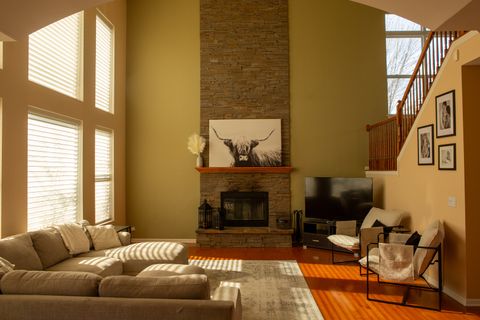 Tiny photo for 1210 Tulip Tree Court, Lake Villa, IL 60046 (MLS # 12605008)