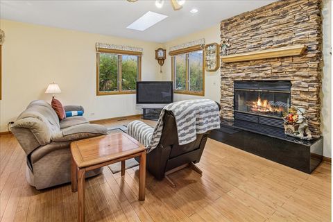 Tiny photo for 7531 W Cleveland Street, Niles, IL 60714 (MLS # 12403319)