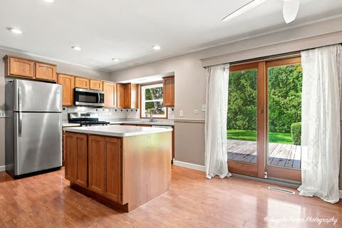 Tiny photo for 5112 W Greenbrier Drive, McHenry, IL 60050 (MLS # 12740761)