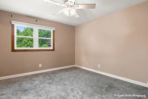 Tiny photo for 5112 W Greenbrier Drive, McHenry, IL 60050 (MLS # 12740761)