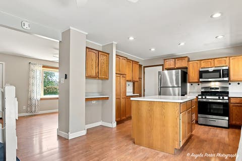 Tiny photo for 5112 W Greenbrier Drive, McHenry, IL 60050 (MLS # 12740761)