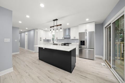 Tiny photo for 3723 W 104th Street, Chicago, IL 60655 (MLS # 12486631)