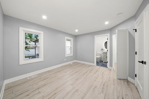 Tiny photo for 3723 W 104th Street, Chicago, IL 60655 (MLS # 12486631)