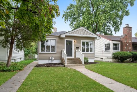 Tiny photo for 3723 W 104th Street, Chicago, IL 60655 (MLS # 12486631)